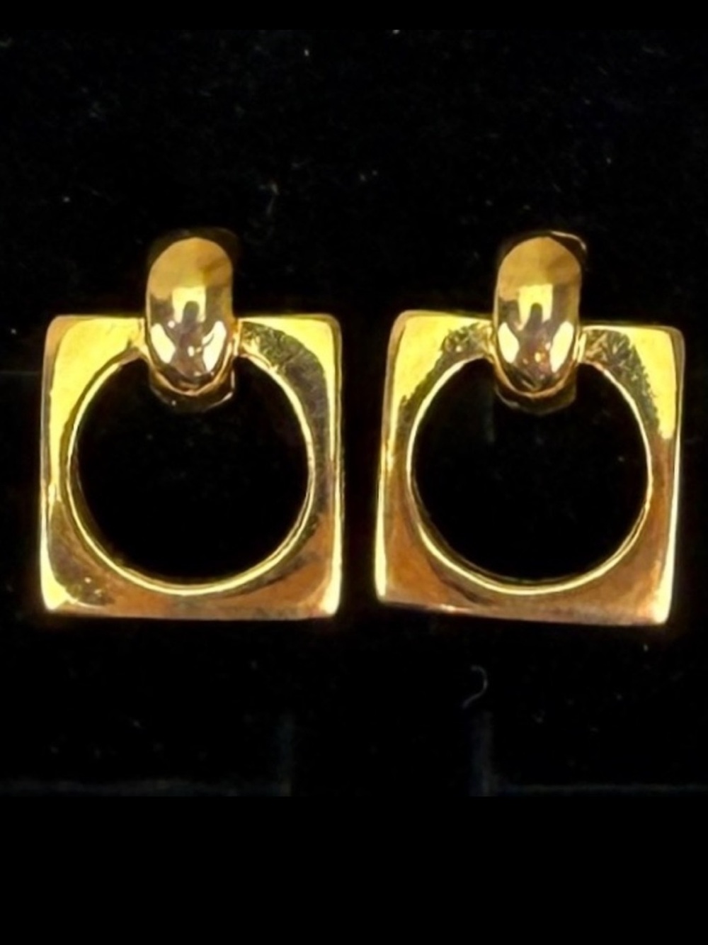 Vintahe goldtone, square minimalist pierced earrings